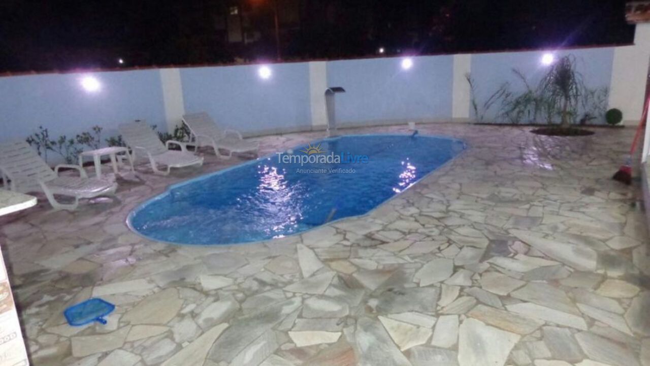 Casa para alquiler de vacaciones em Ubatuba (Maranduba)