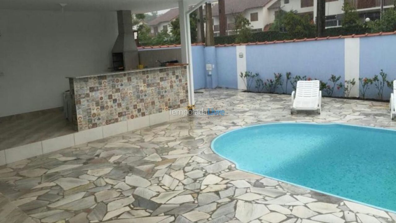 Casa para alquiler de vacaciones em Ubatuba (Maranduba)