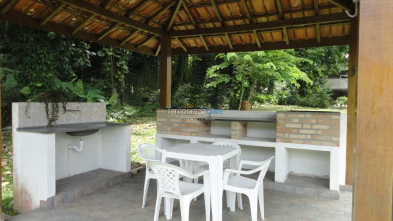 Casa para alquiler de vacaciones em Ubatuba (Praia das Toninhas)