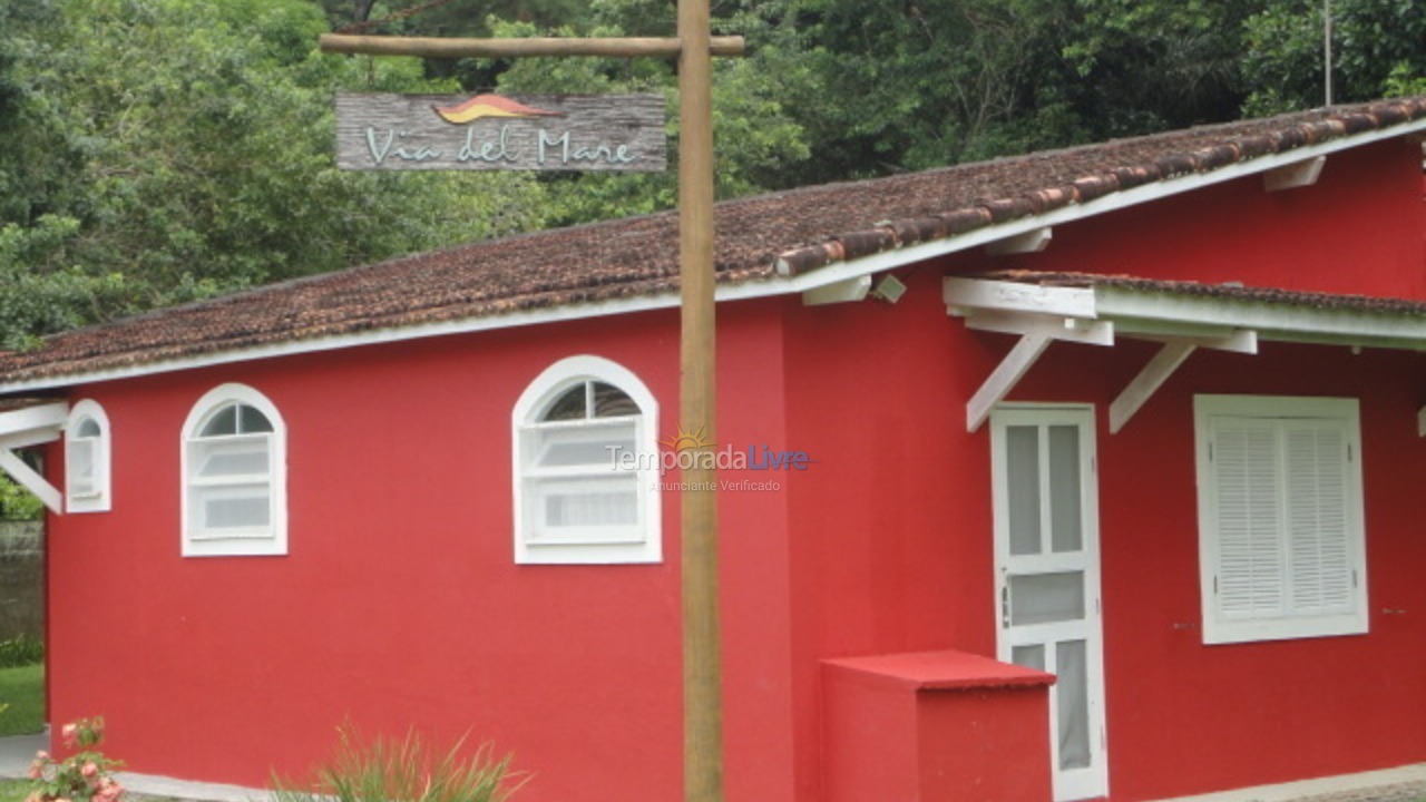 Casa para alquiler de vacaciones em Ubatuba (Praia das Toninhas)