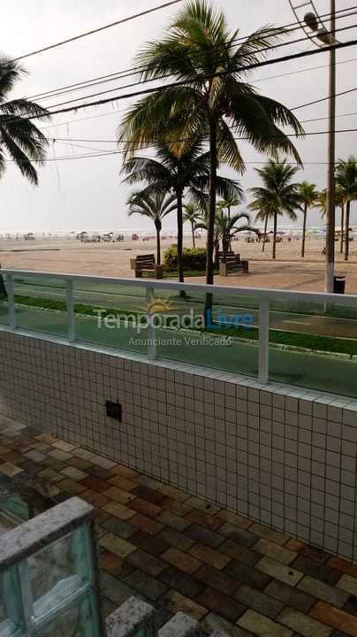 Apartamento para aluguel de temporada em Praia Grande (Vila Mirim)