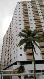 APARTAMENTO FRENTE PARA O MAR