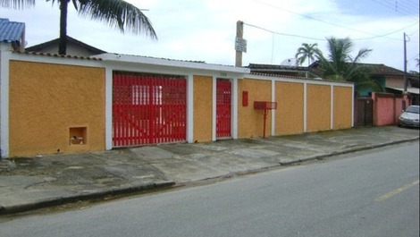 HOUSE WITH 3 DORMITORS BEING A SUITE - BEAUTIFUL VIEW BEACH - BERTIOGA