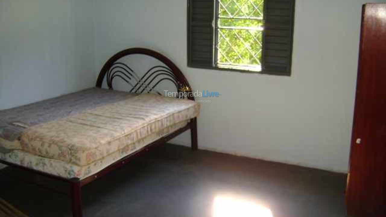 Granja para alquiler de vacaciones em Arujá (Correas)