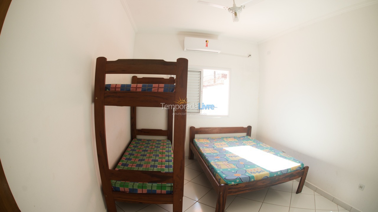 Apartamento para aluguel de temporada em Ubatuba (Praia Grande)