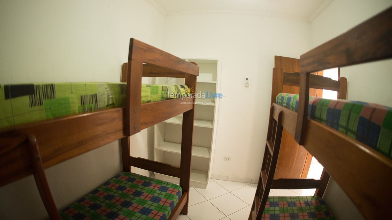 Apartamento para aluguel de temporada em Ubatuba (Praia Grande)