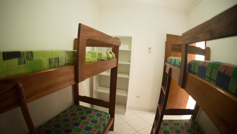 Quarto 2 (vista da Janela)