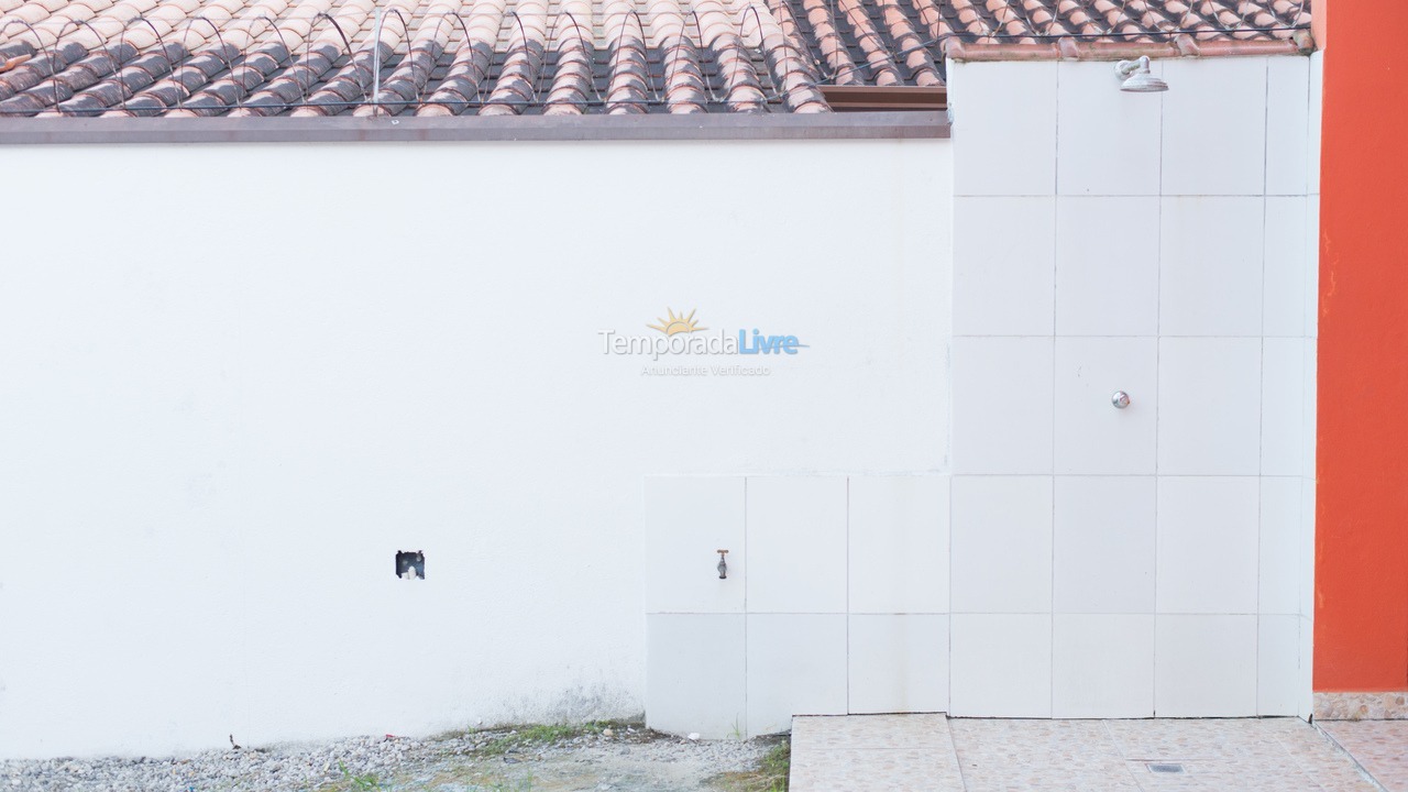 Apartamento para aluguel de temporada em Ubatuba (Praia Grande)