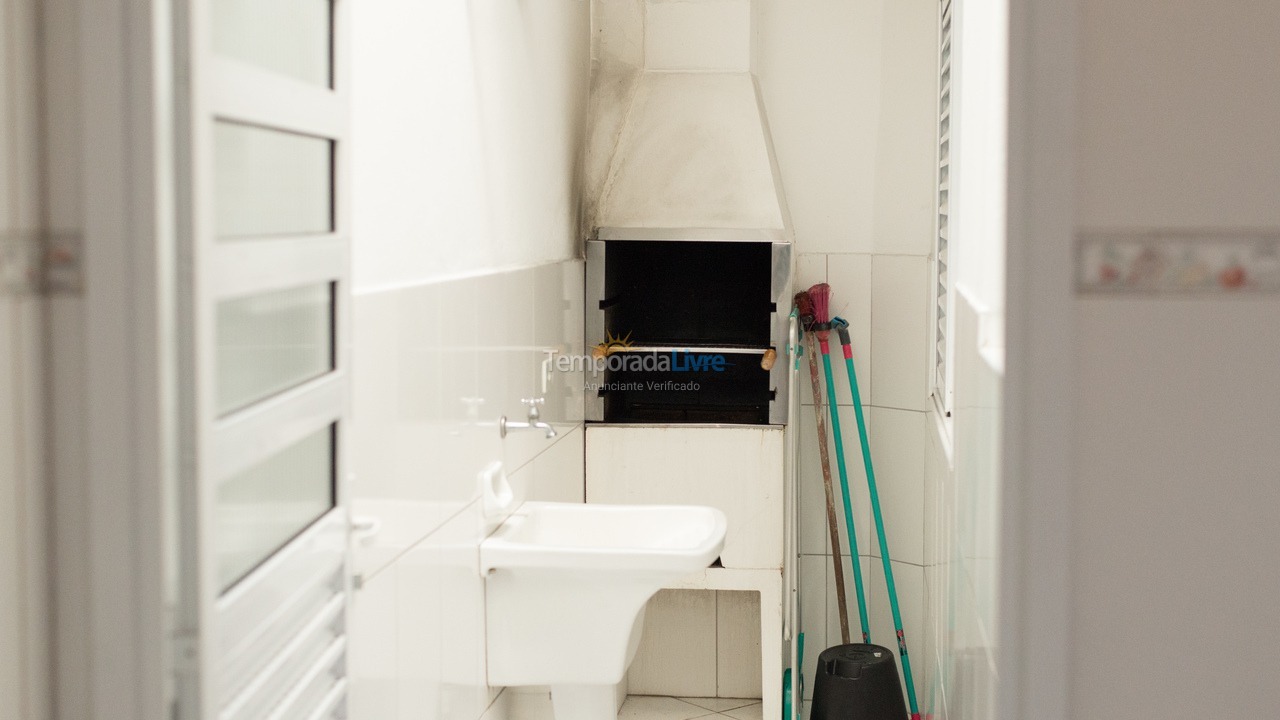 Apartamento para aluguel de temporada em Ubatuba (Praia Grande)