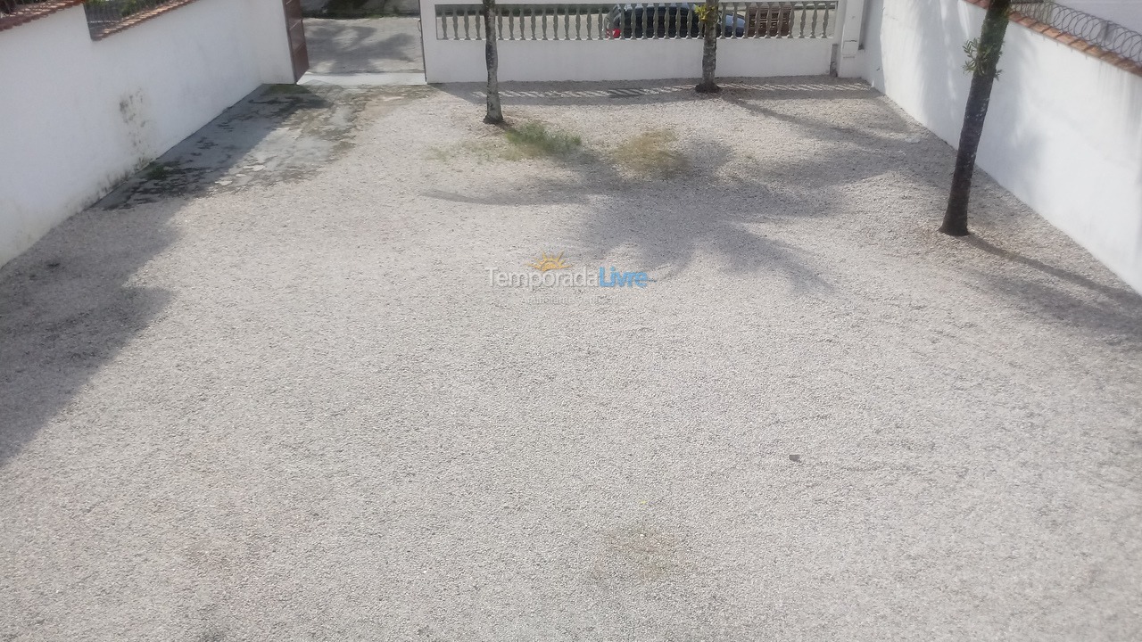 Apartamento para aluguel de temporada em Ubatuba (Praia Grande)