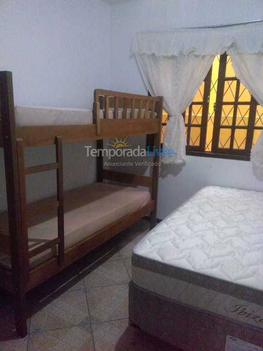 Casa para aluguel de temporada em São Francisco do Sul (Enseada)