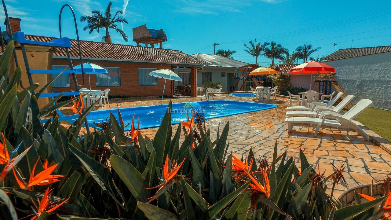 Casa para aluguel de temporada em Penha (Centro)