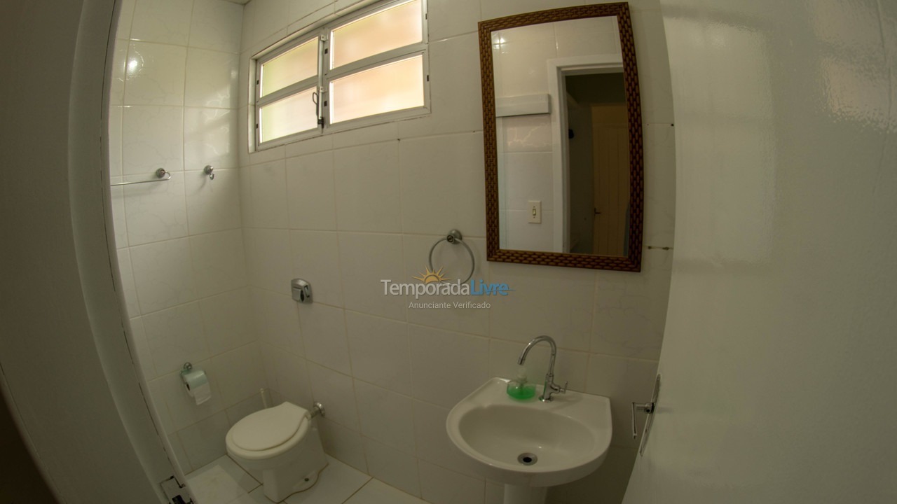 Casa para aluguel de temporada em Penha (Centro)