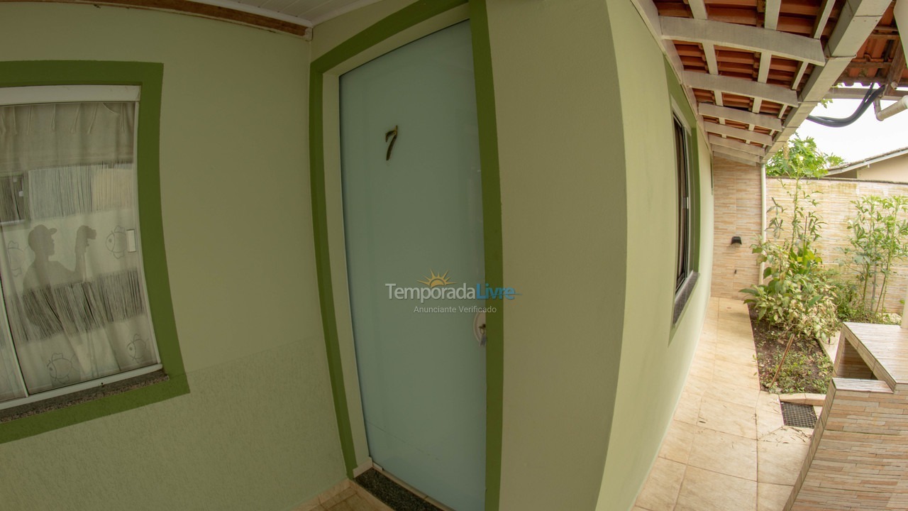 Casa para aluguel de temporada em Penha (Centro)