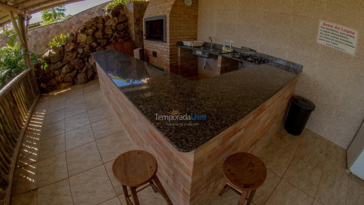 Casa para aluguel de temporada em Penha (Centro)