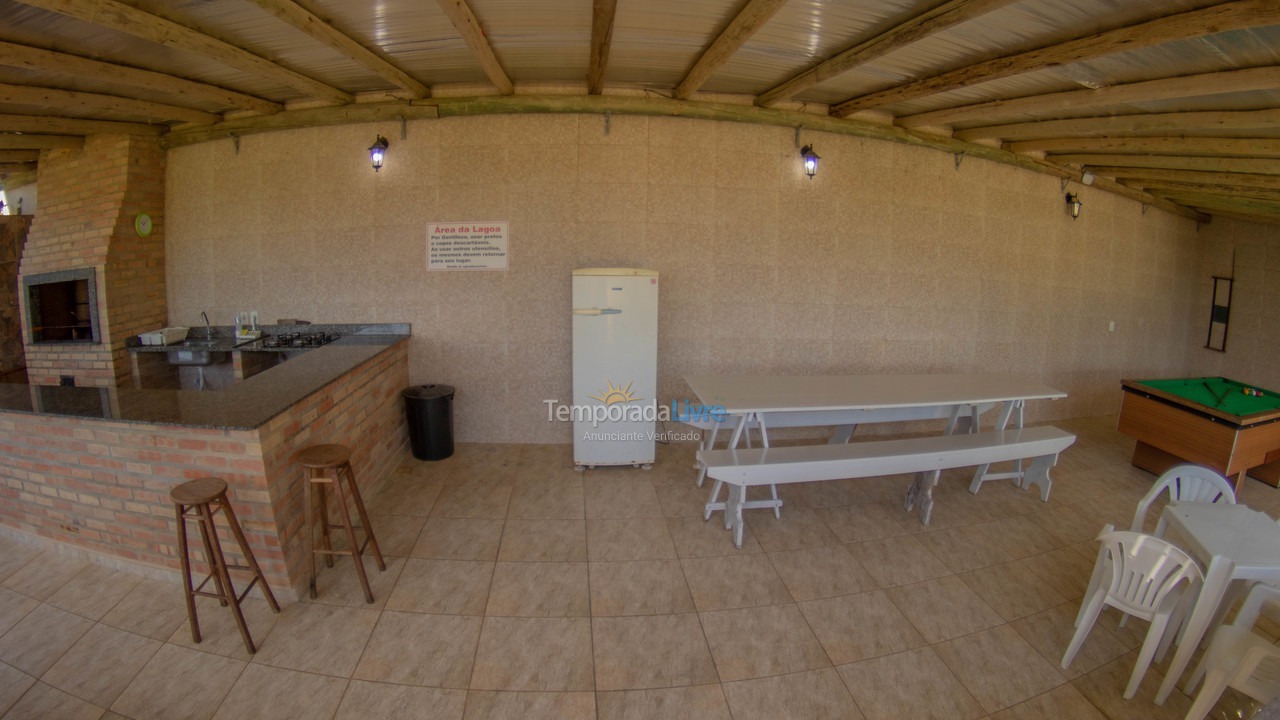 Casa para aluguel de temporada em Penha (Centro)