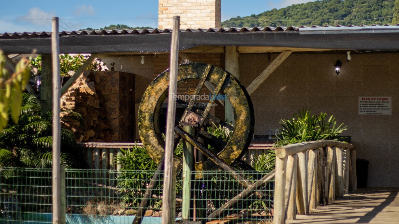 Casa para aluguel de temporada em Penha (Centro)