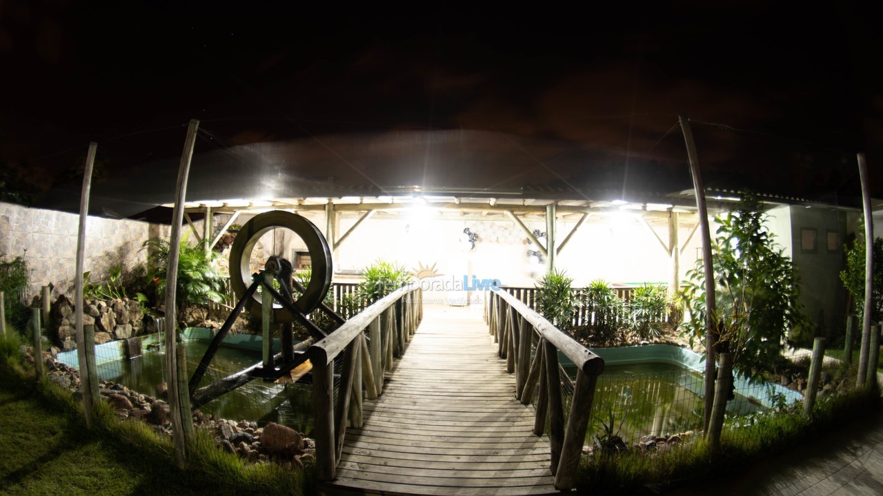 Casa para aluguel de temporada em Penha (Centro)