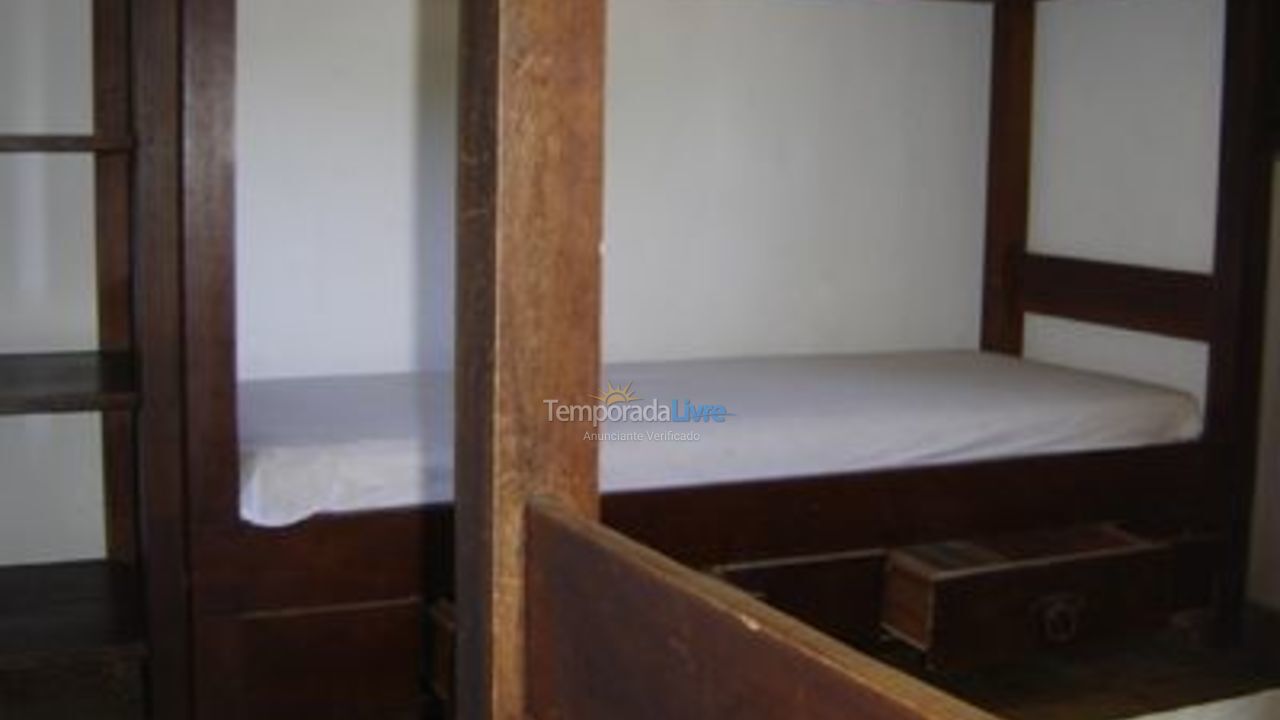 Casa para aluguel de temporada em Ubatuba (Maranduba)