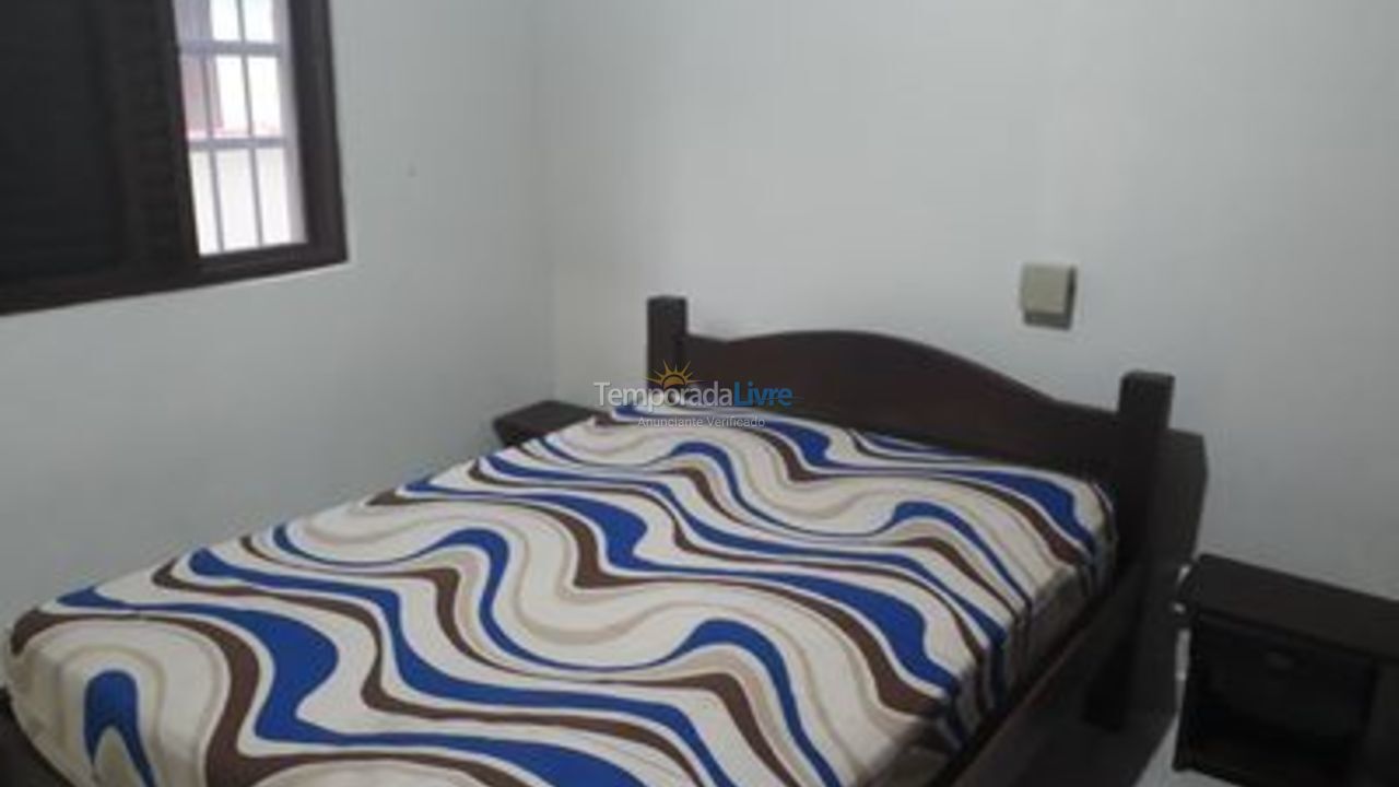 Casa para aluguel de temporada em Ubatuba (Maranduba)