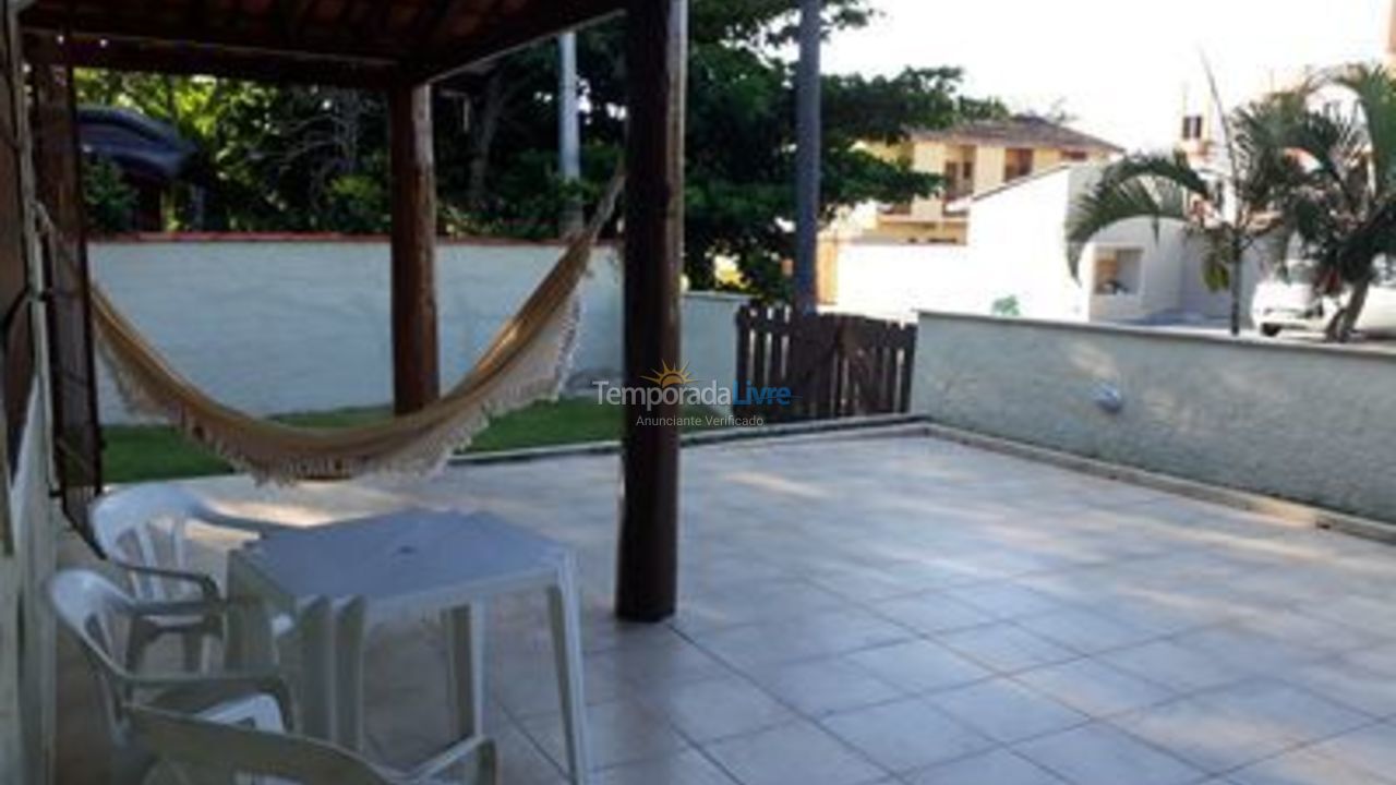 Casa para aluguel de temporada em Ubatuba (Maranduba)