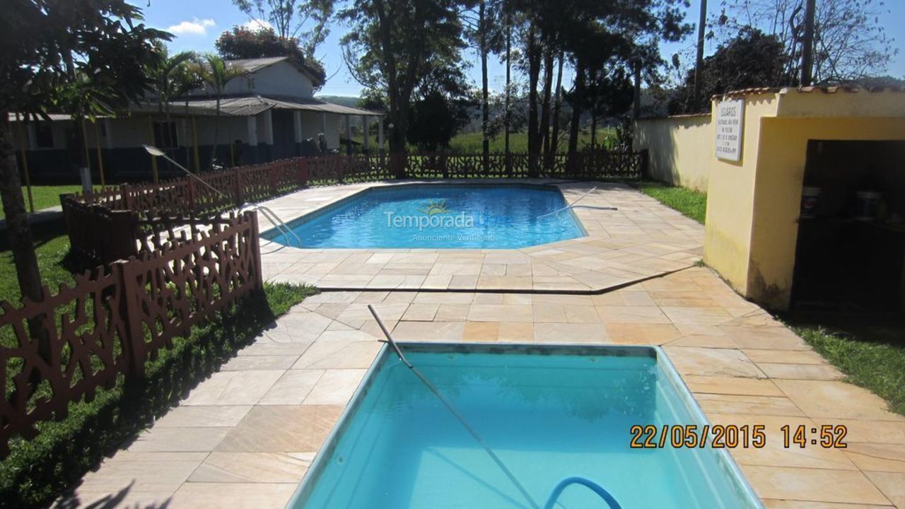 Chácara / sítio para aluguel de temporada em Biritiba Mirim (Biritiba Mirim)