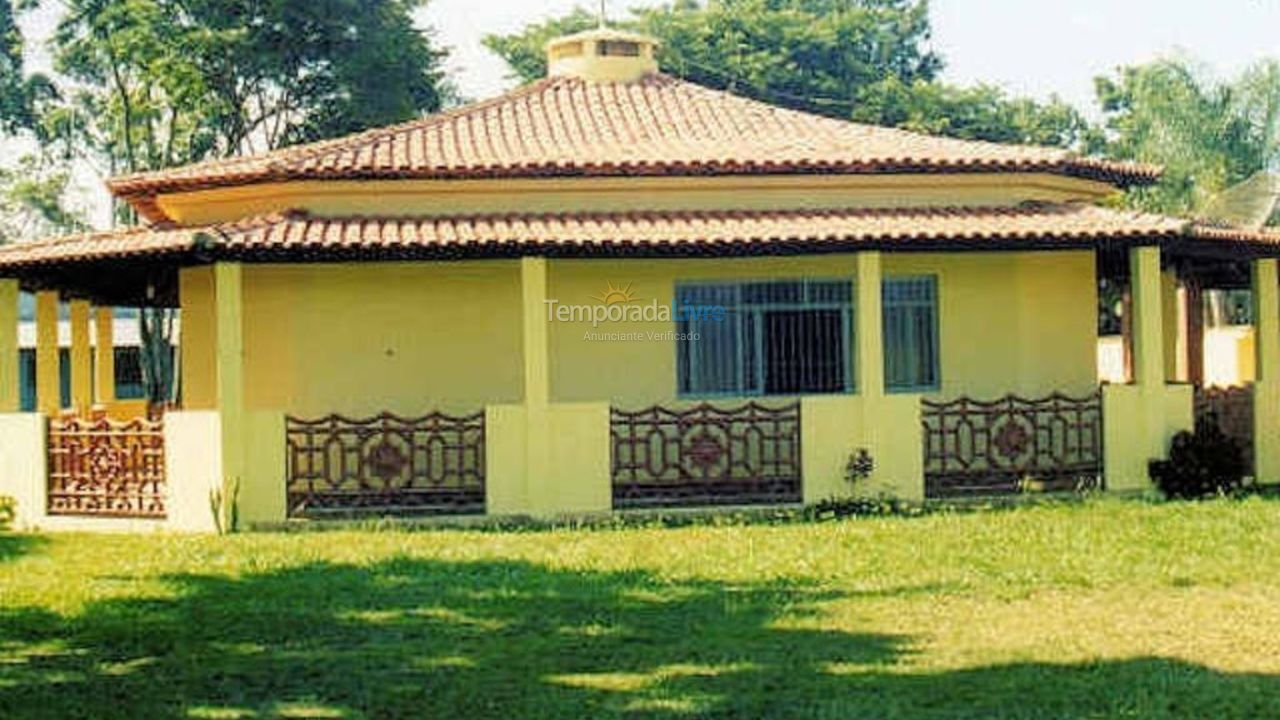 Chácara / sítio para aluguel de temporada em Biritiba Mirim (Biritiba Mirim)