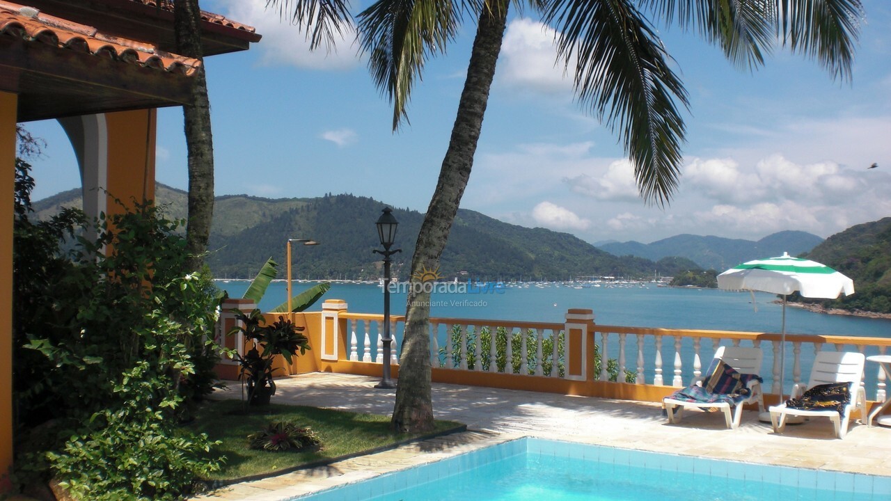 Casa para alquiler de vacaciones em Ubatuba (Praia da Santa Rita)