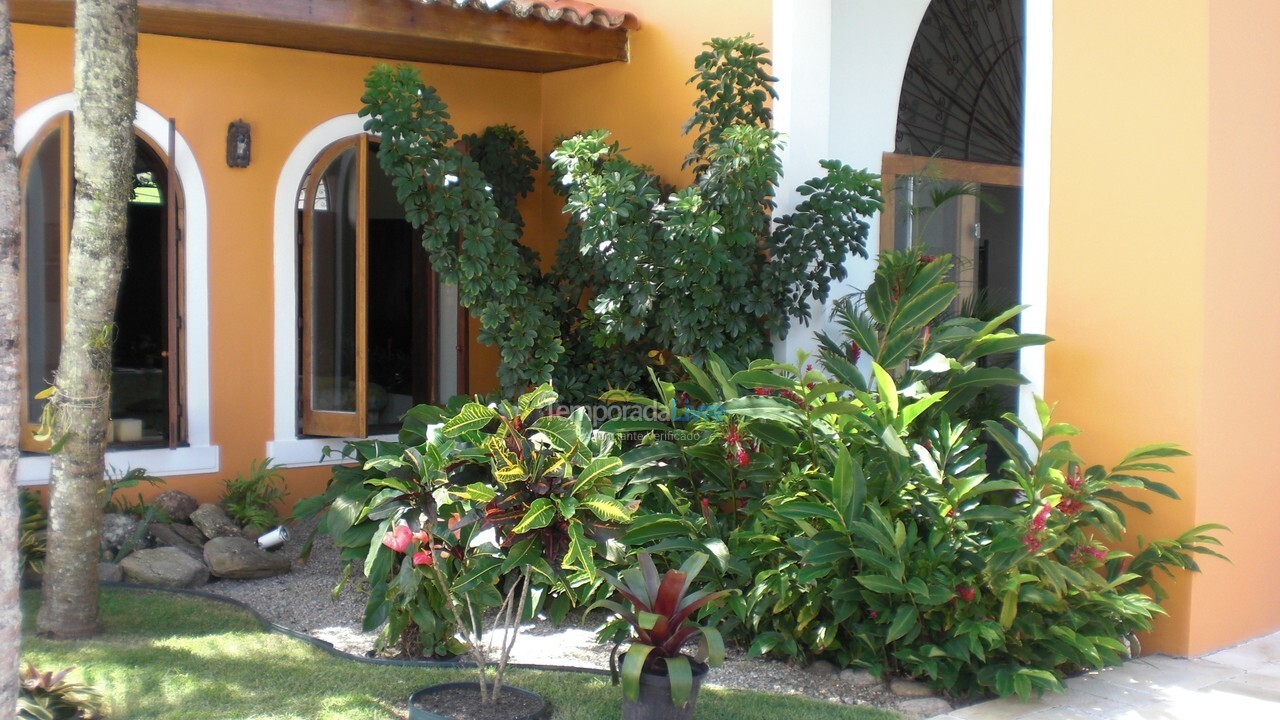 Casa para alquiler de vacaciones em Ubatuba (Praia da Santa Rita)