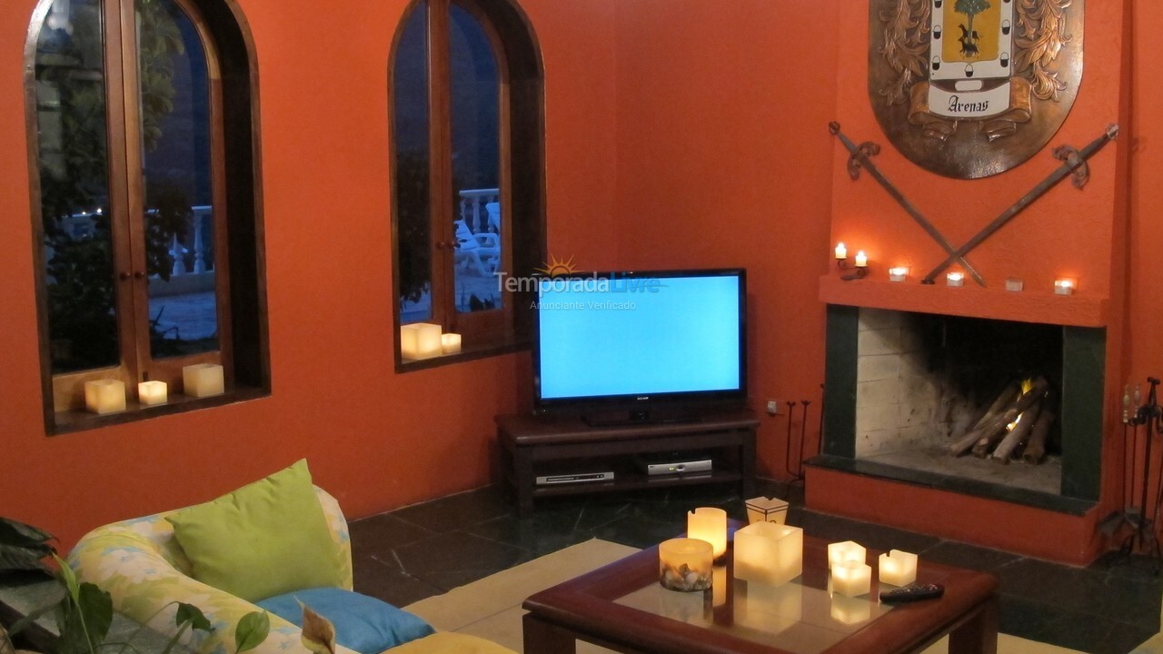 Casa para alquiler de vacaciones em Ubatuba (Praia da Santa Rita)