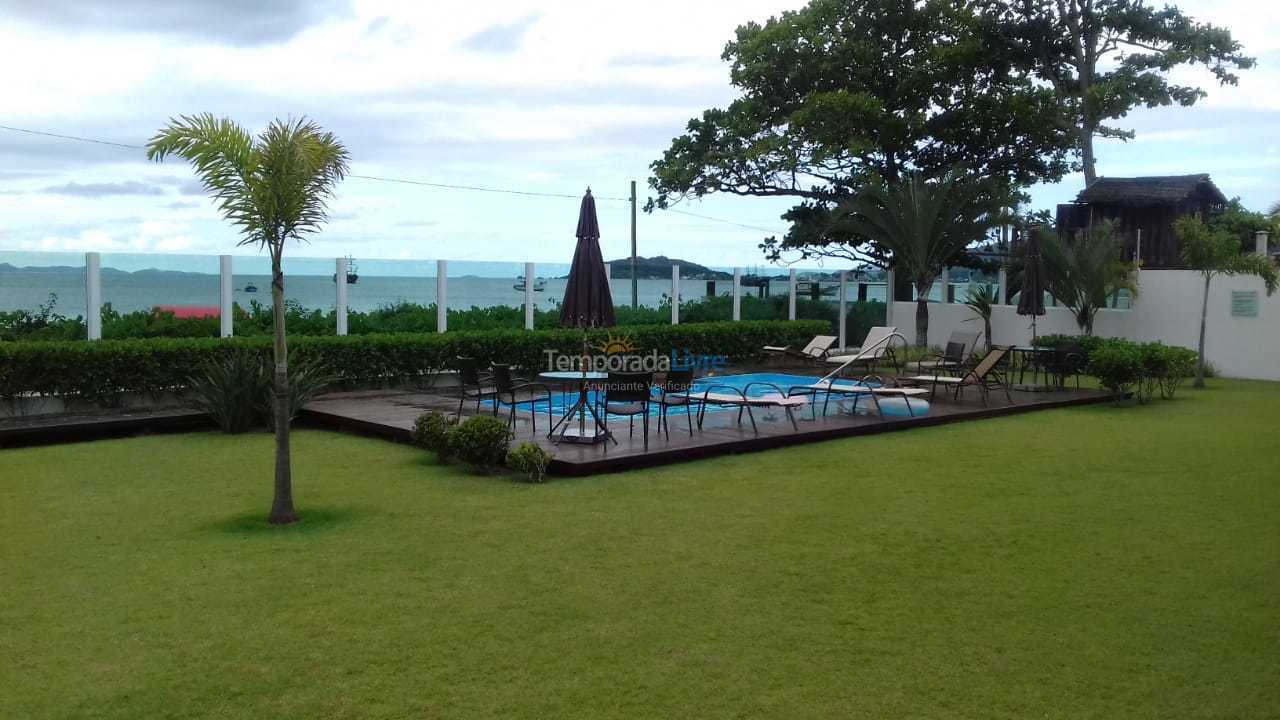 Apartamento para aluguel de temporada em Florianópolis (Cachoeira do Bom Jesus)