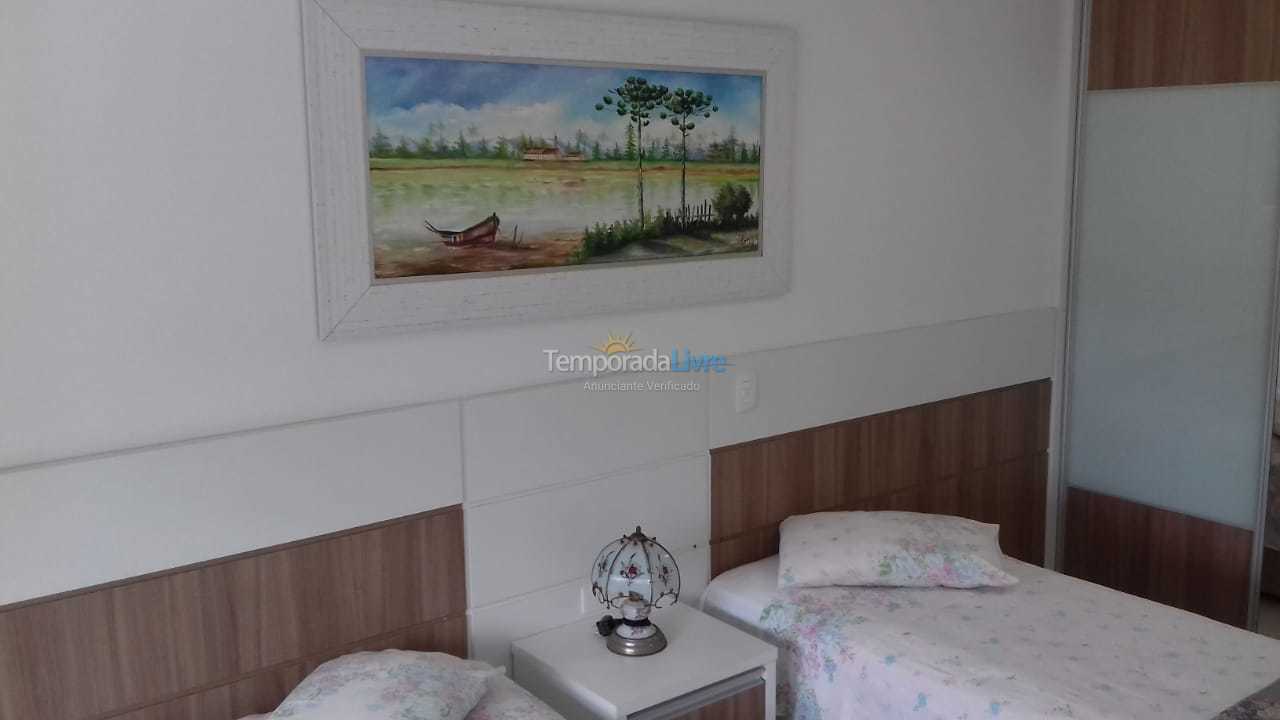 Apartamento para aluguel de temporada em Florianópolis (Cachoeira do Bom Jesus)