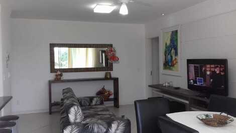 APARTAMENTO FRENTE MAR COM PISCINA!