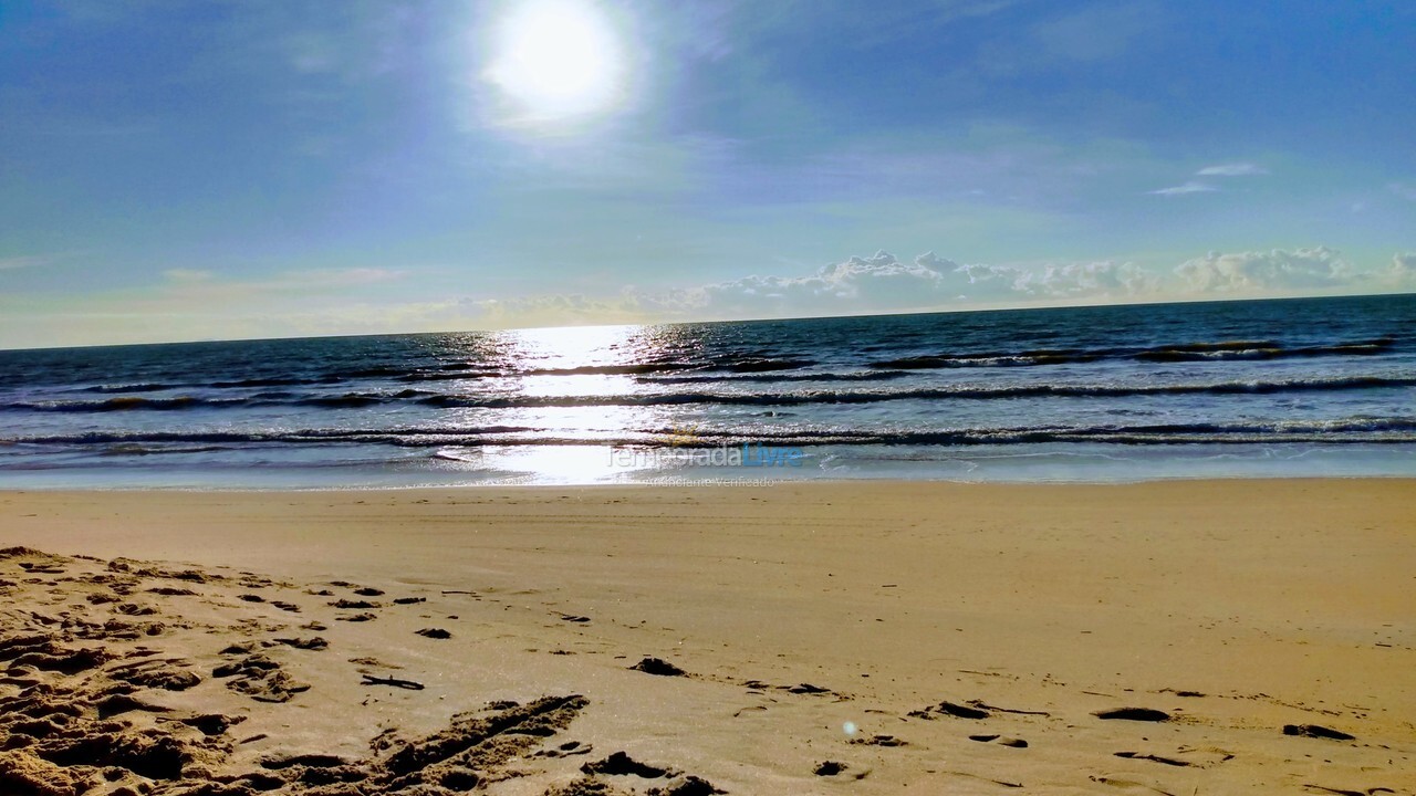 Casa para alquiler de vacaciones em Cabo Frio (Unamar)