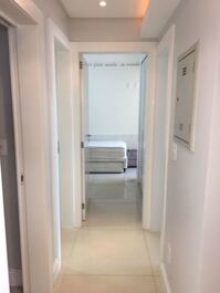 CONFORTÁVEL APARTAMENTO FRENTE AO MAR