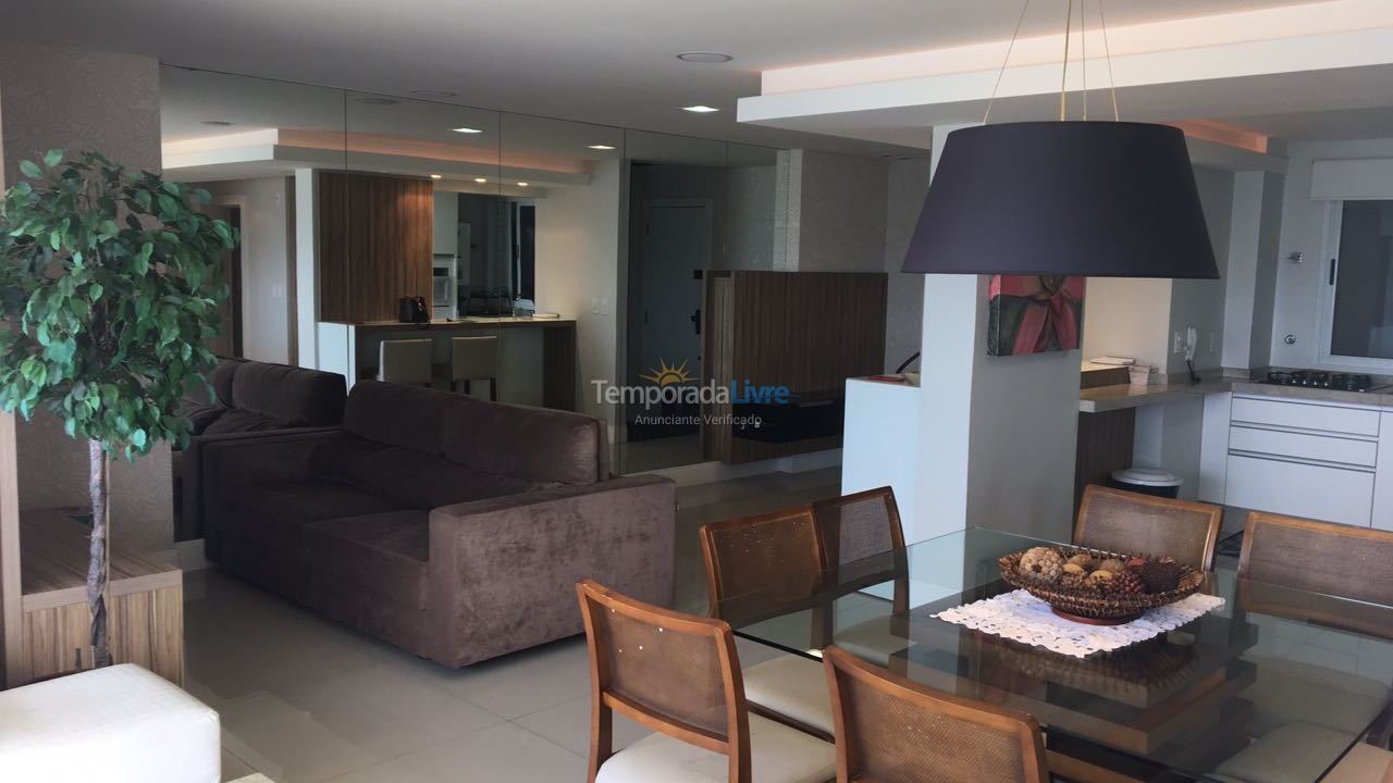 Apartamento para aluguel de temporada em Balneário Camboriú (Barra Sul)