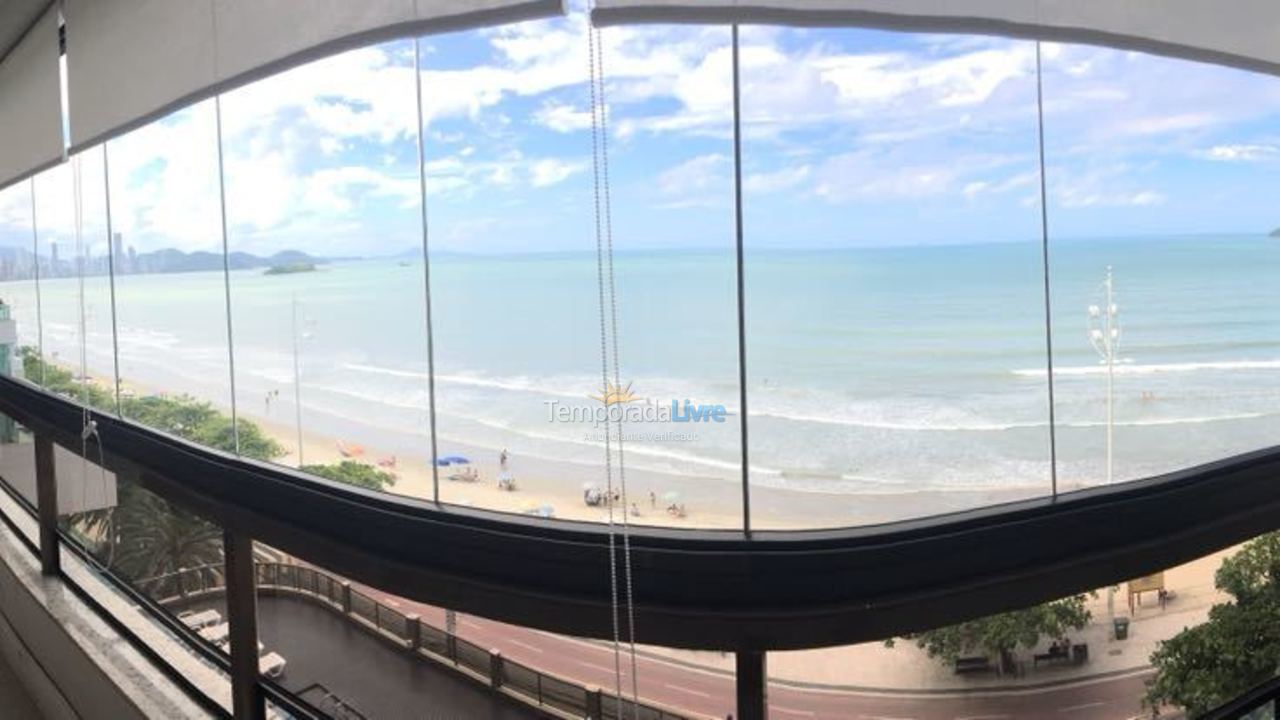 Apartamento para aluguel de temporada em Balneário Camboriú (Barra Sul)