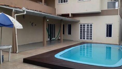 Casa para alugar em Balneário Camboriú - Praia Central