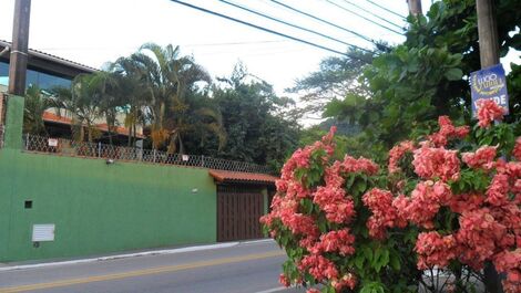 Frente do imóvel - avenida da praia