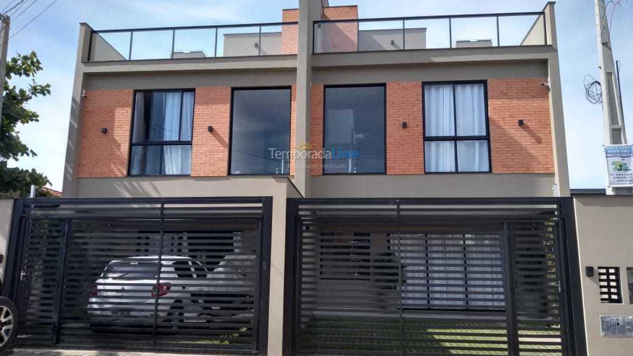 Casa para aluguel de temporada em São Francisco do Sul (Prainha)