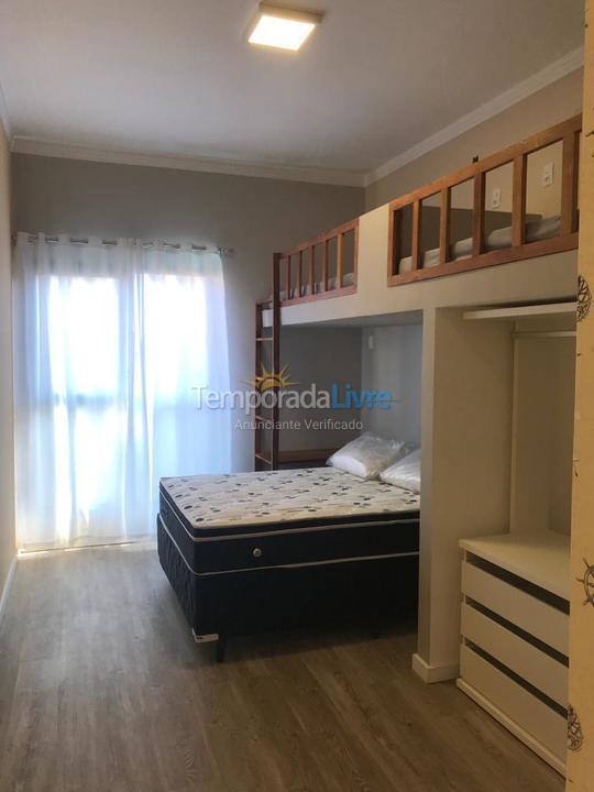 Casa para aluguel de temporada em São Francisco do Sul (Prainha)