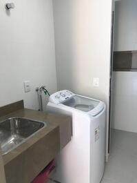 CASA 70 METROS DA PRAINHA COM 4 GRANDES SUÍTES