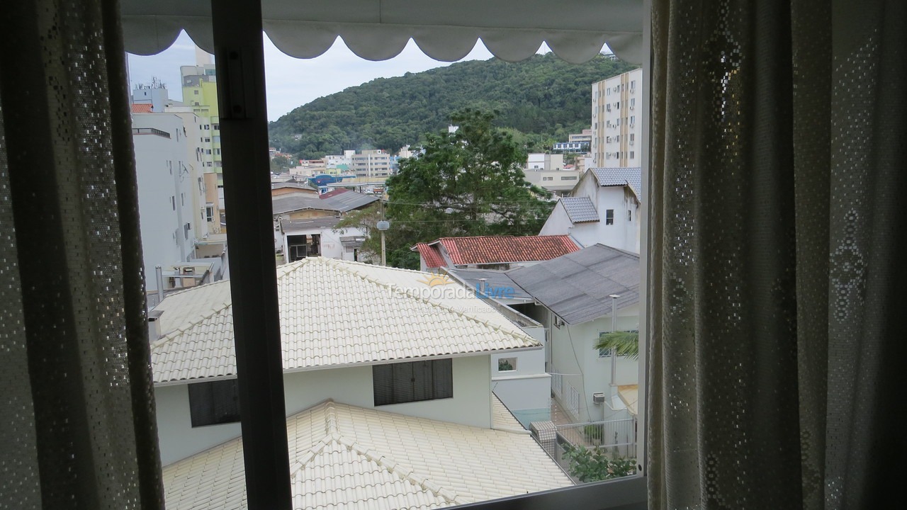 Apartamento para alquiler de vacaciones em Balneário Camboriú (Praia Central)