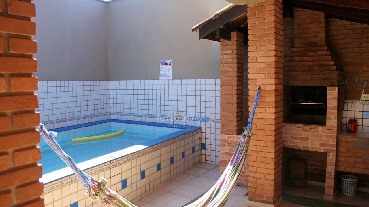 House for vacation rental in Caraguatatuba (Massaguaçu)