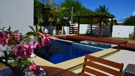 Casa de Alto Padrón en Condominio Cerrado