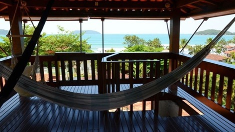 Beautiful House 50m from the beach, gated community - Holds 50 people