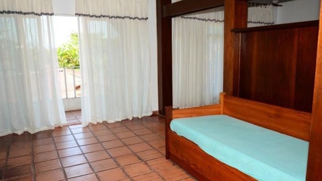 Beautiful House 50m from the beach, gated community - Holds 50 people