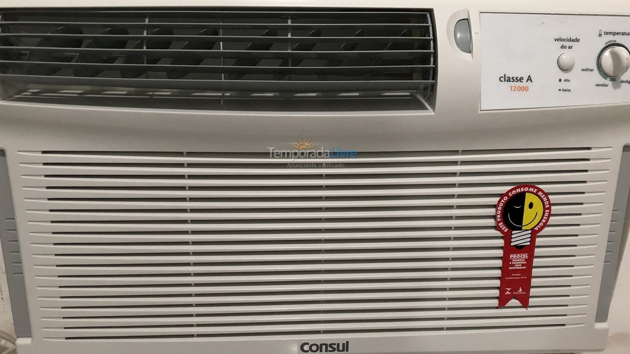 Apartamento para aluguel de temporada em Guarujá (Pitangueiras)