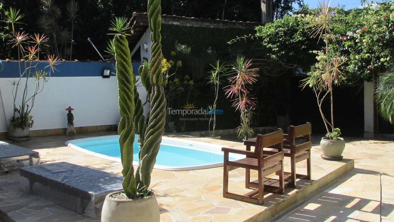 House for vacation rental in Bertioga (Praia de Guaratuba)