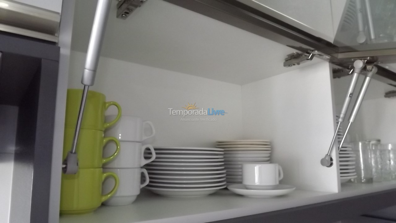 Apartamento para alquiler de vacaciones em Itapema (Meia Praia)